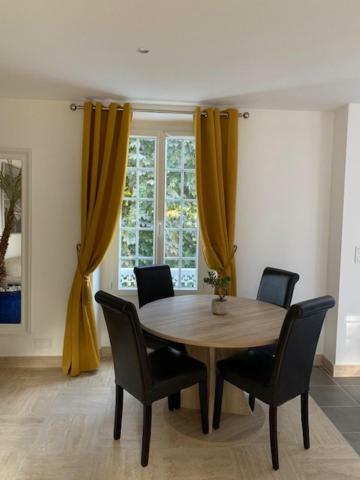 Appartement T2 Rer Cachan Esterno foto